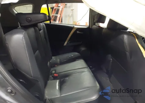 2015 Toyota Rav4 Limited z USA, uszkodzony, nr VIN JTMDFREV2FD171097